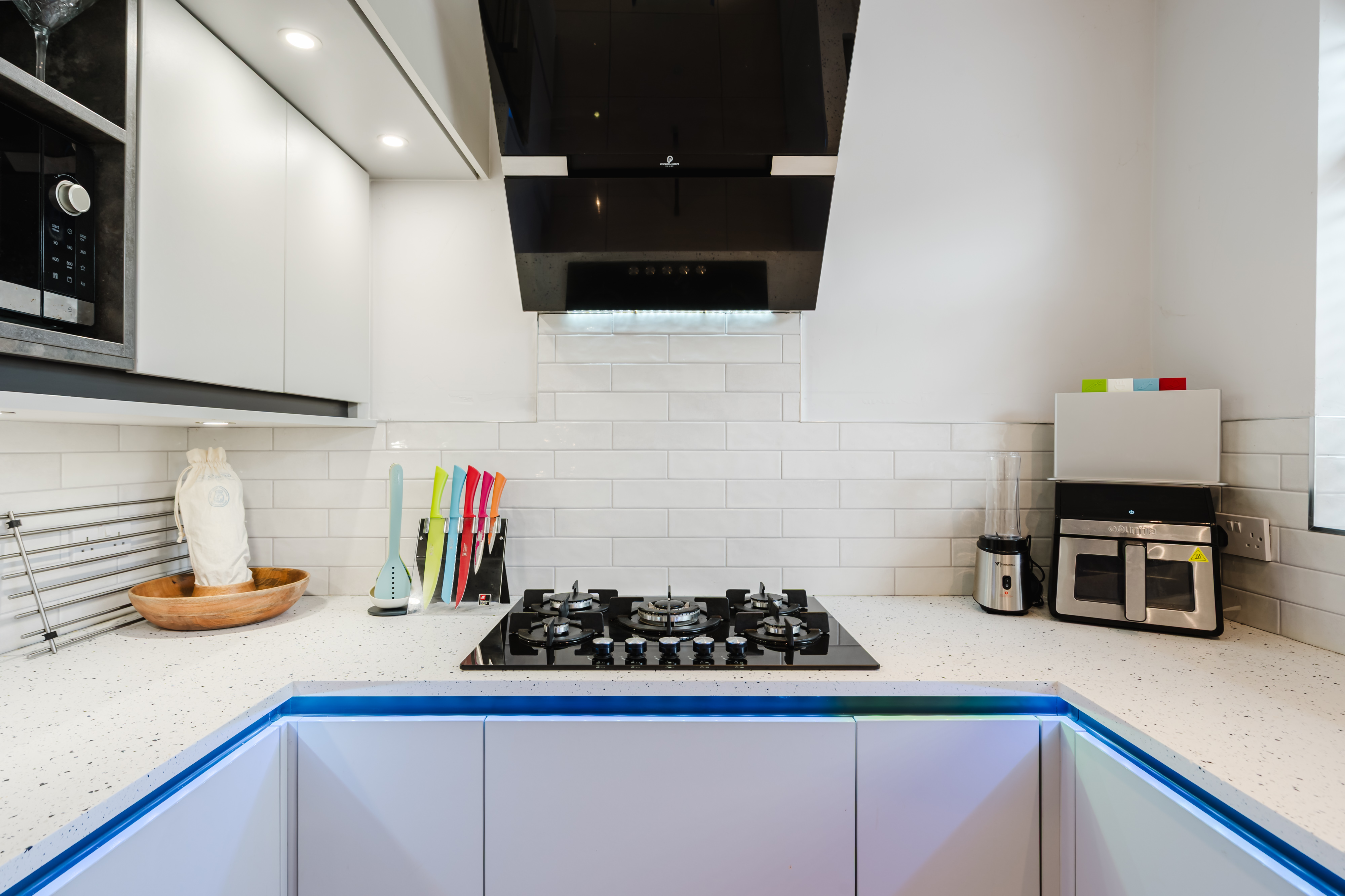 Hulton House kitchen with cooking appliances