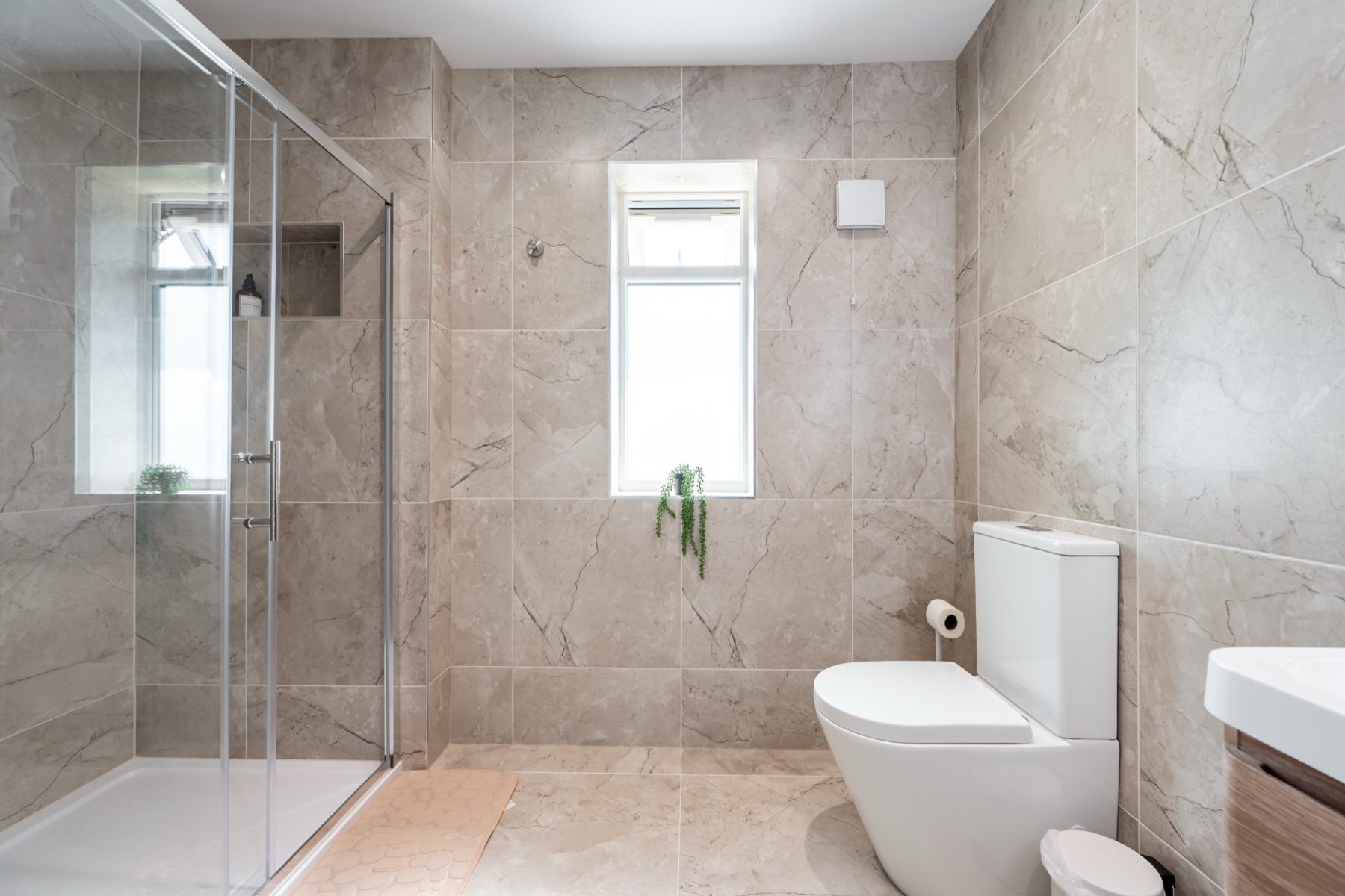 Lord Lodge bathroom with walk-in shower