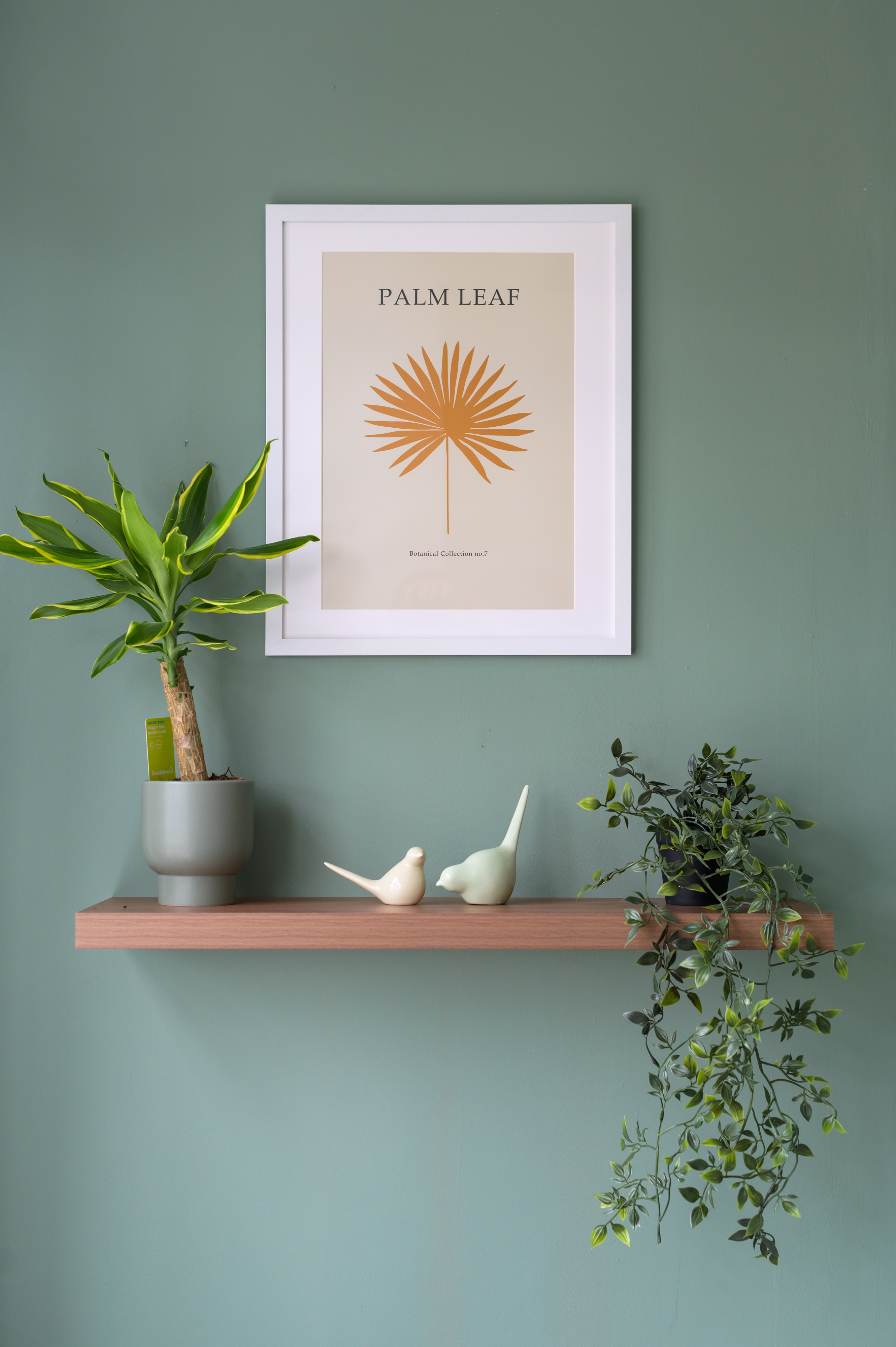 Hestia House lounge decor