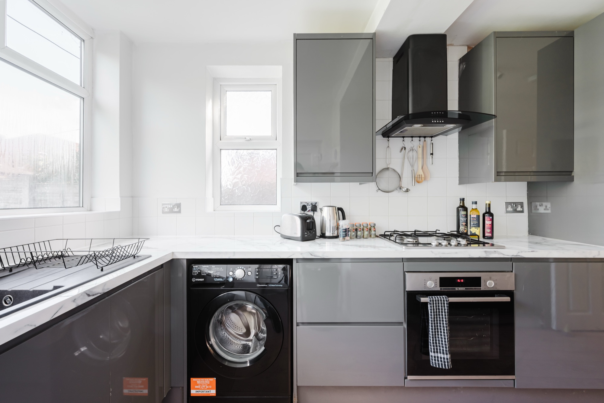 Parkland Place kitchen appliances